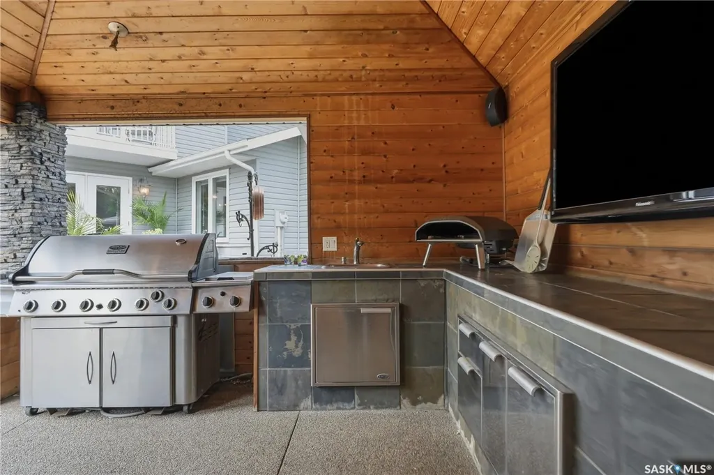 431 Rogers Court Saskatoon SK S7N 3W9