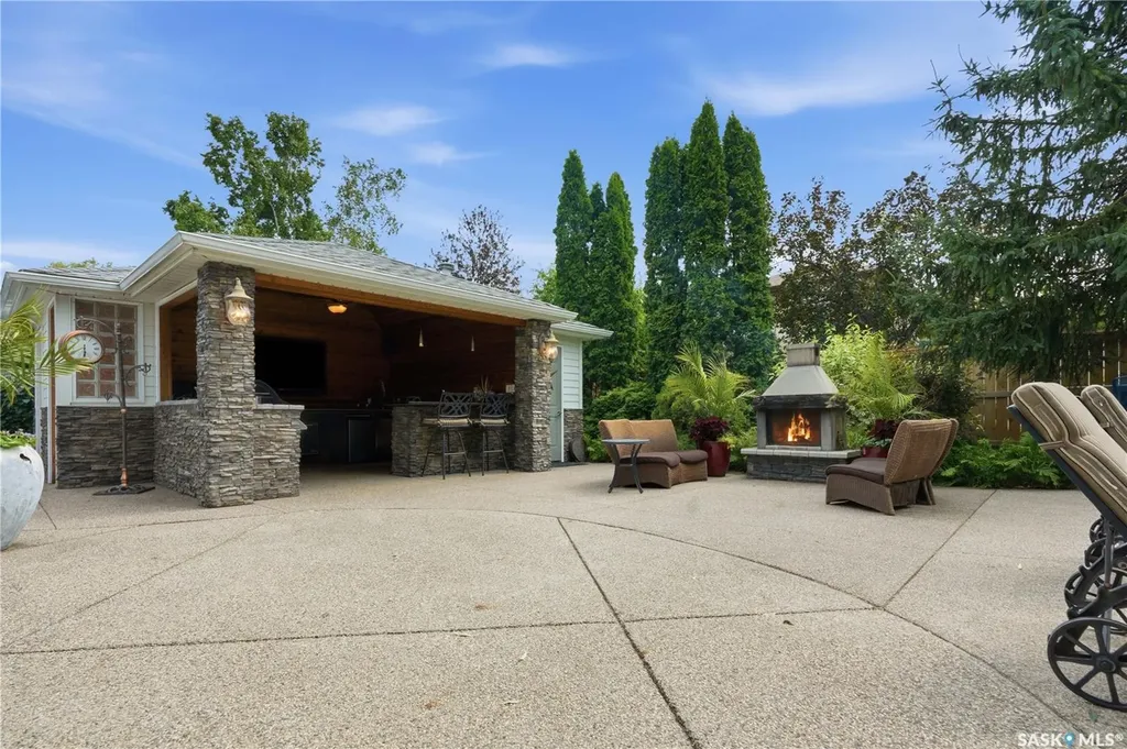 431 Rogers Court Saskatoon SK S7N 3W9