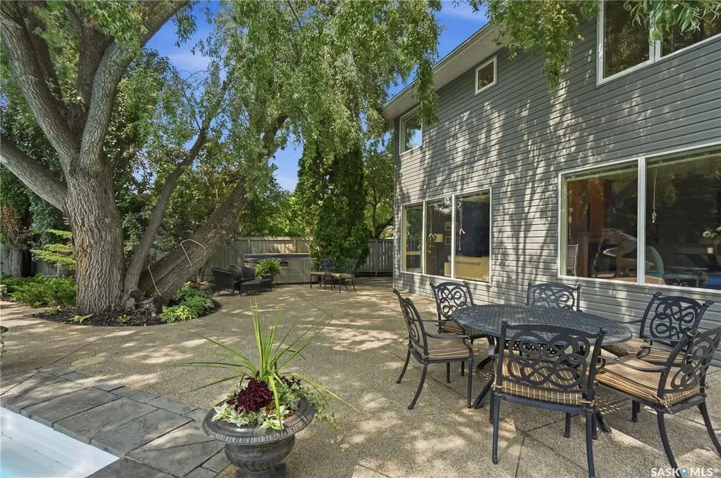 431 Rogers Court Saskatoon SK S7N 3W9