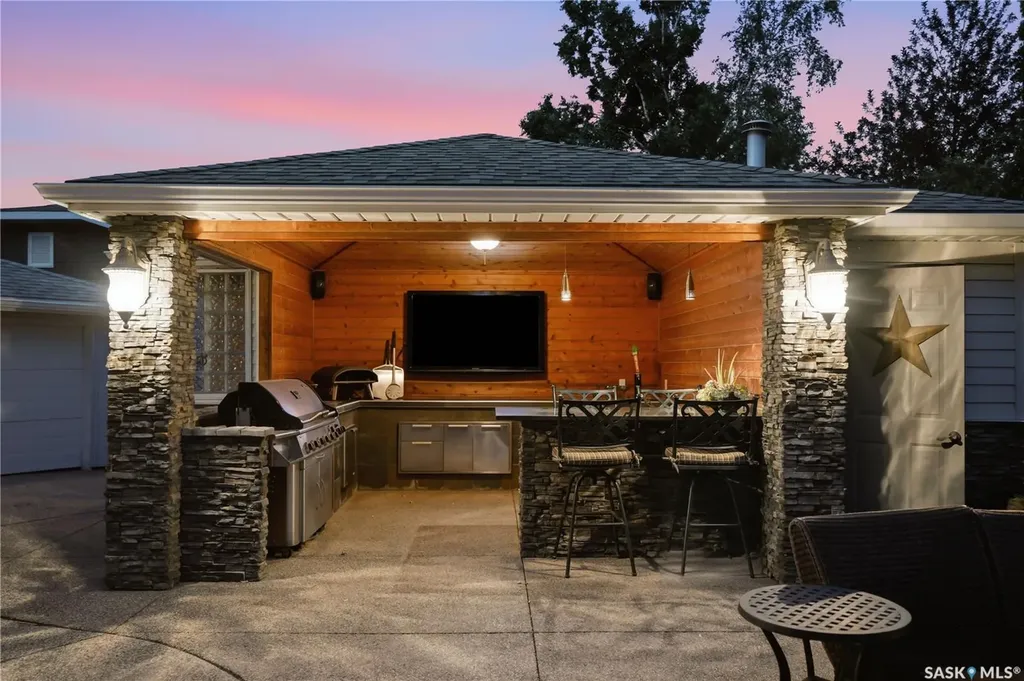 431 Rogers Court Saskatoon SK S7N 3W9