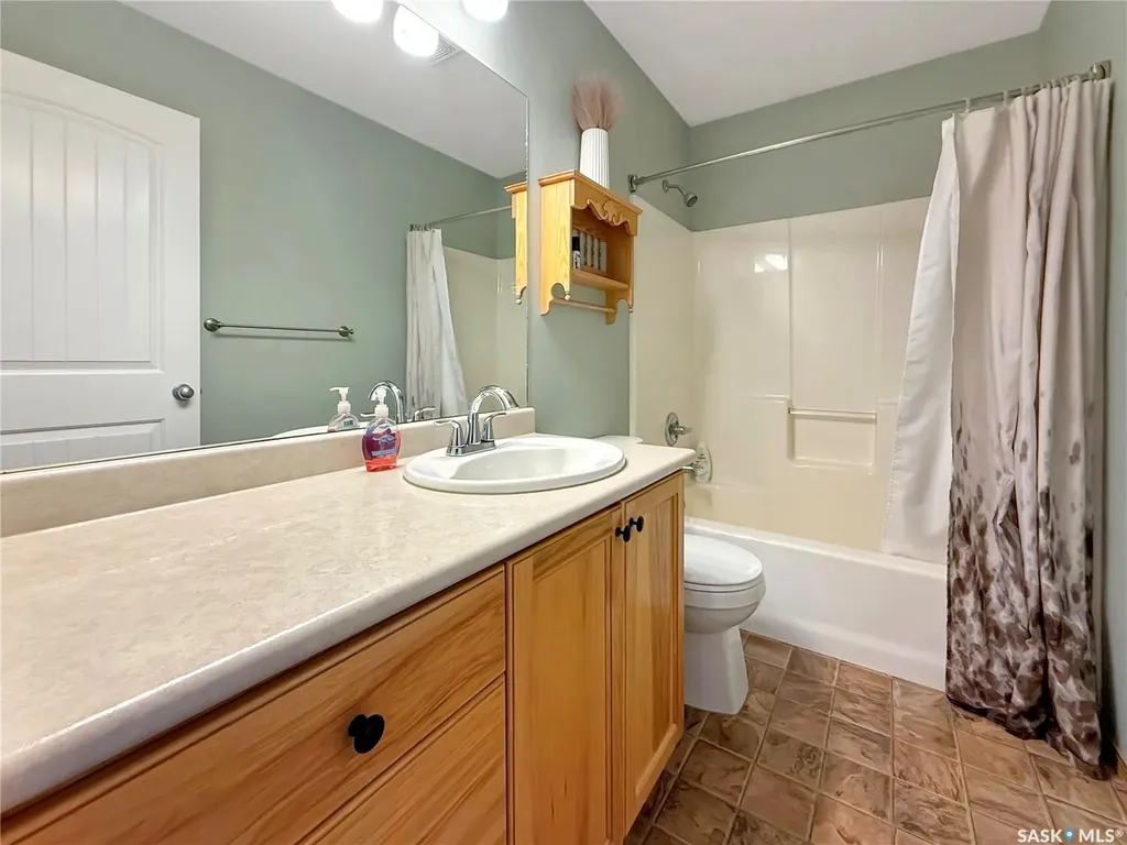 10 Sunset Way Candle Lake SK S0J 3E0