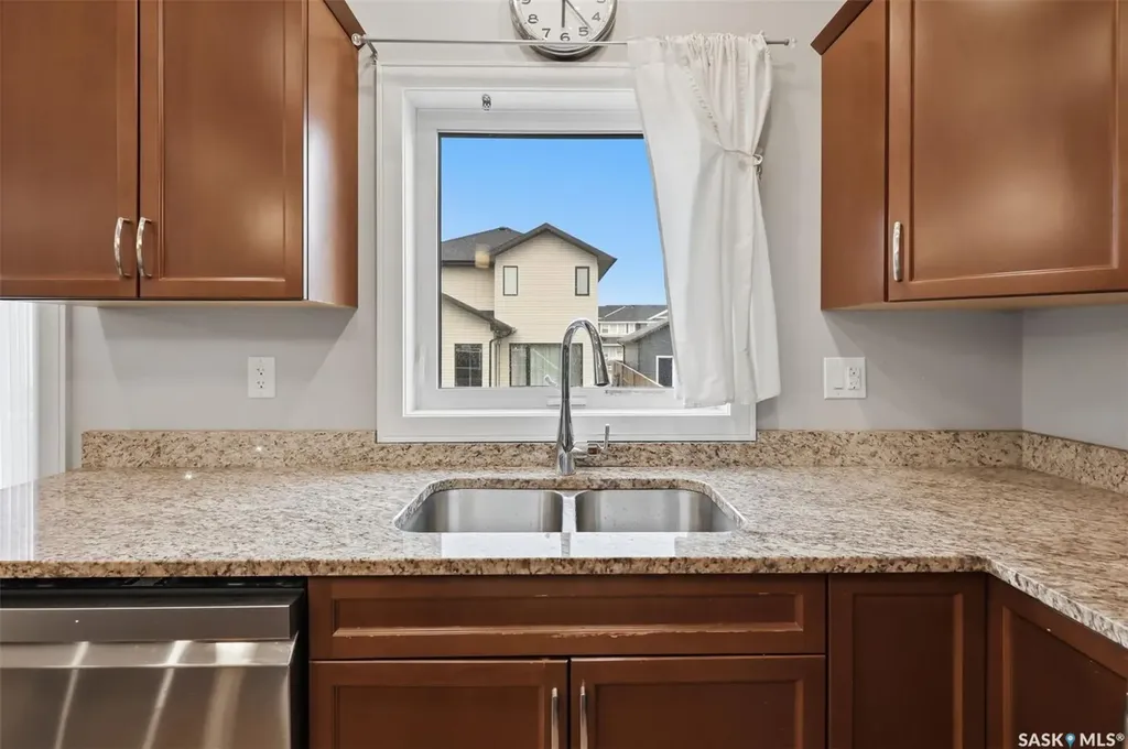1135 Pringle Way Saskatoon SK S7T 0V5