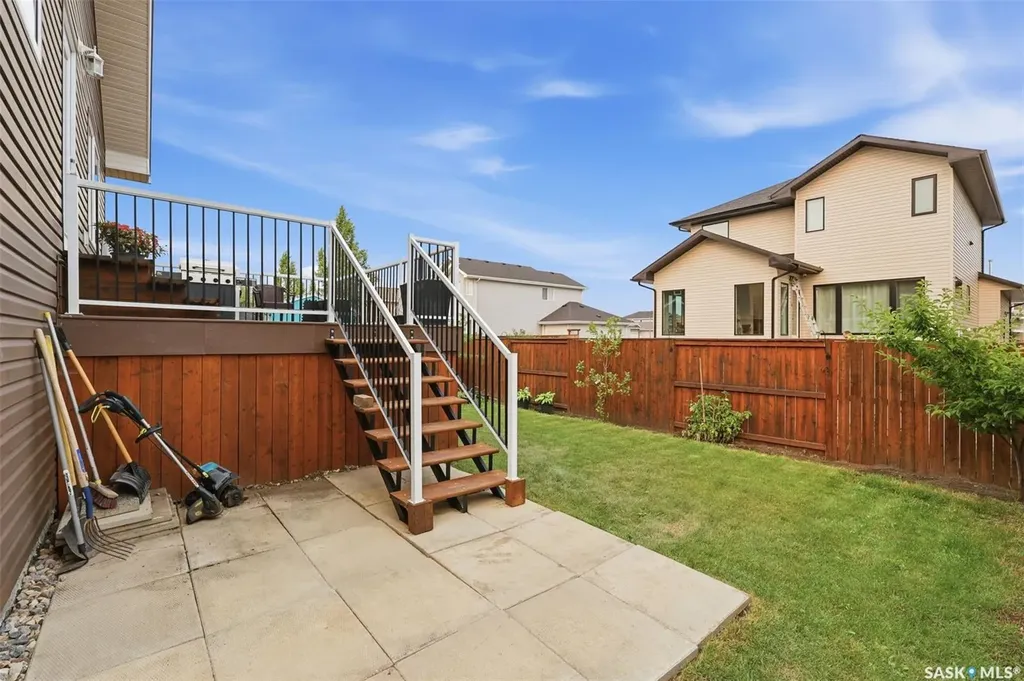 1135 Pringle Way Saskatoon SK S7T 0V5