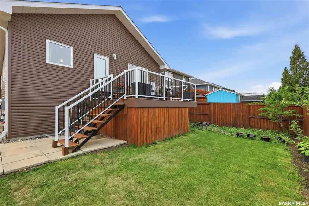 1135 Pringle Way Saskatoon SK S7T 0V5