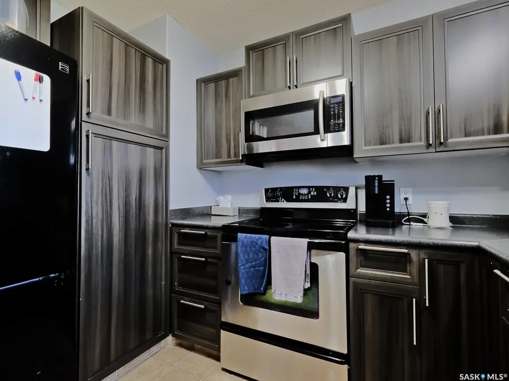 1002 King Street Rosetown SK S0L 2V0