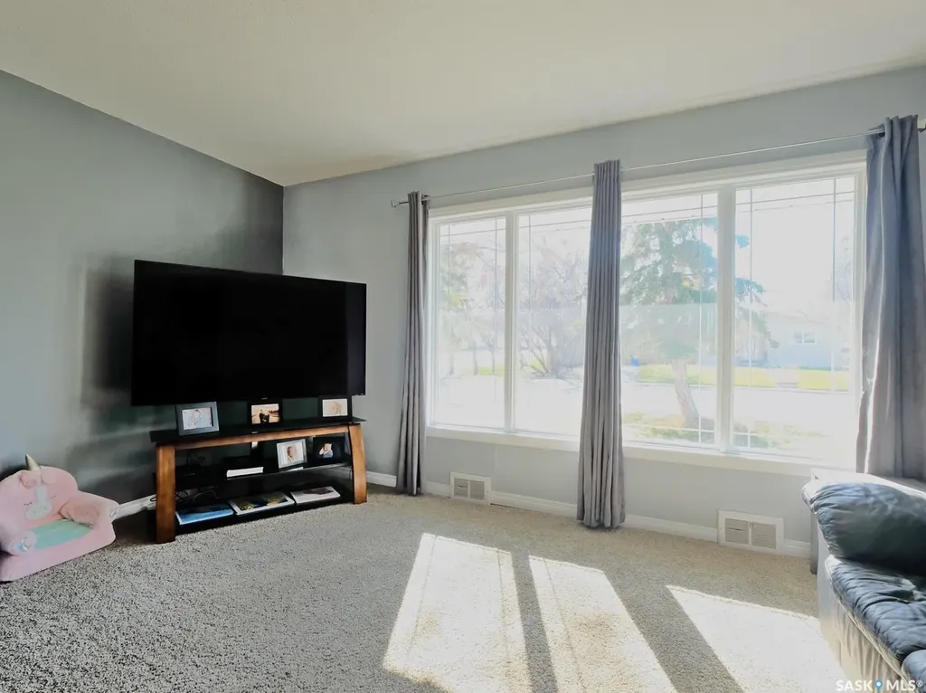 1002 King Street Rosetown SK S0L 2V0