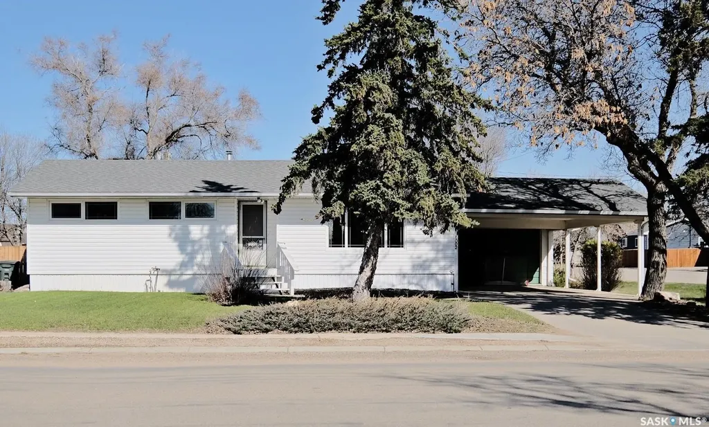 1002 King Street Rosetown SK S0L 2V0