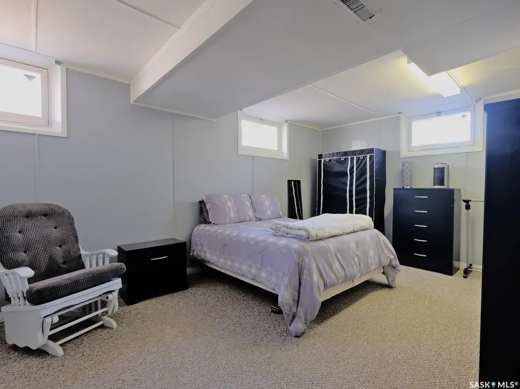 1002 King Street Rosetown SK S0L 2V0