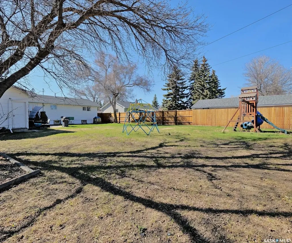 1002 King Street Rosetown SK S0L 2V0