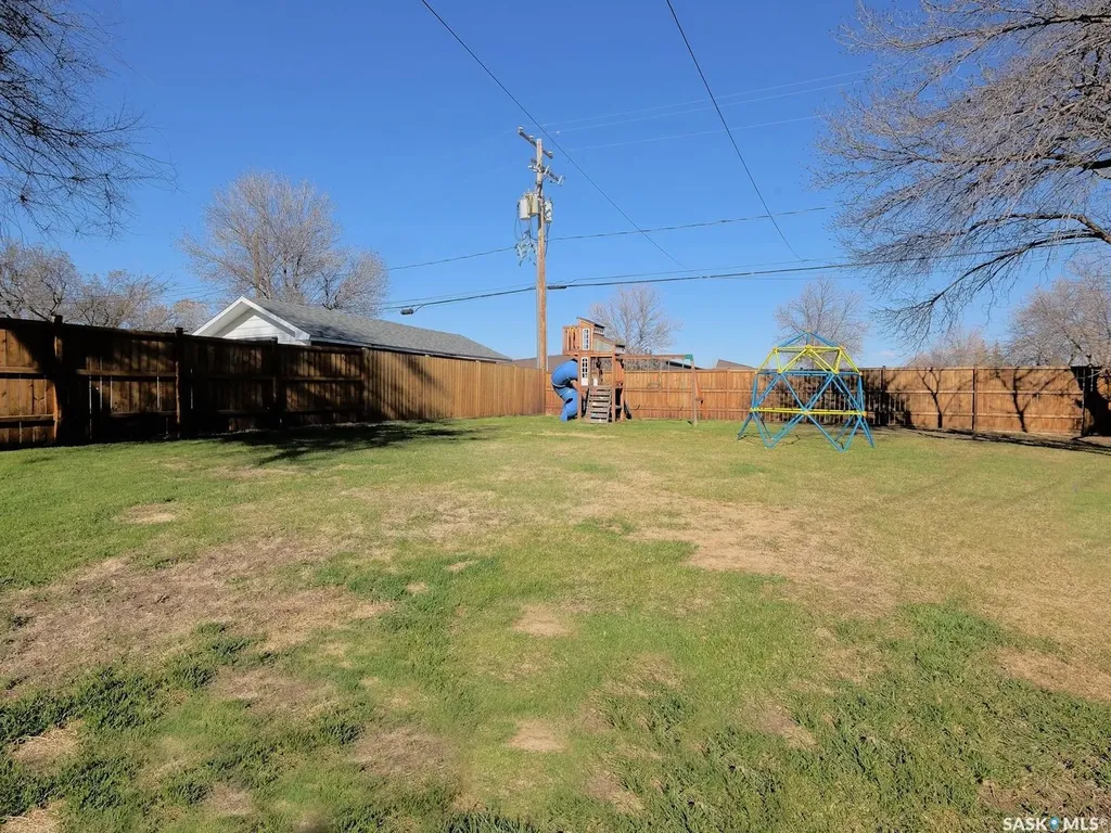 1002 King Street Rosetown SK S0L 2V0