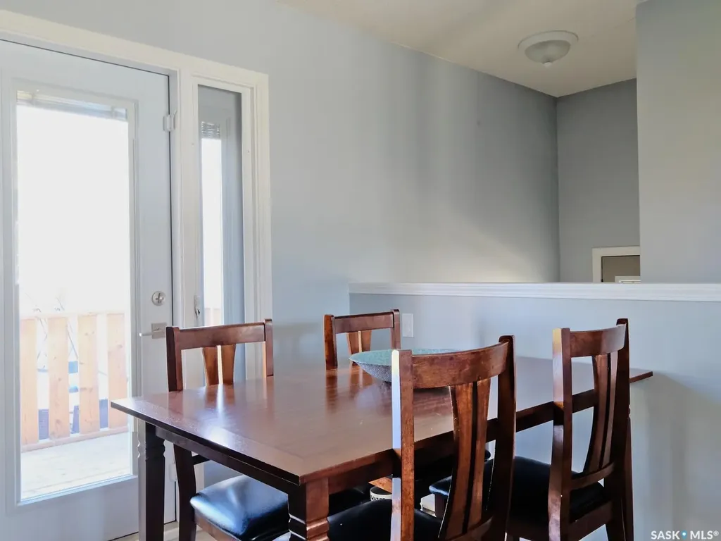 1002 King Street Rosetown SK S0L 2V0