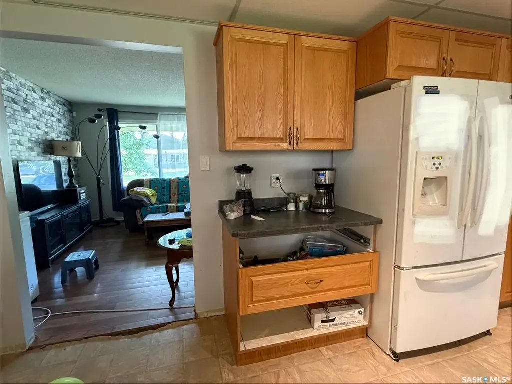 518 1st Street E Meadow Lake SK S9X 1E9