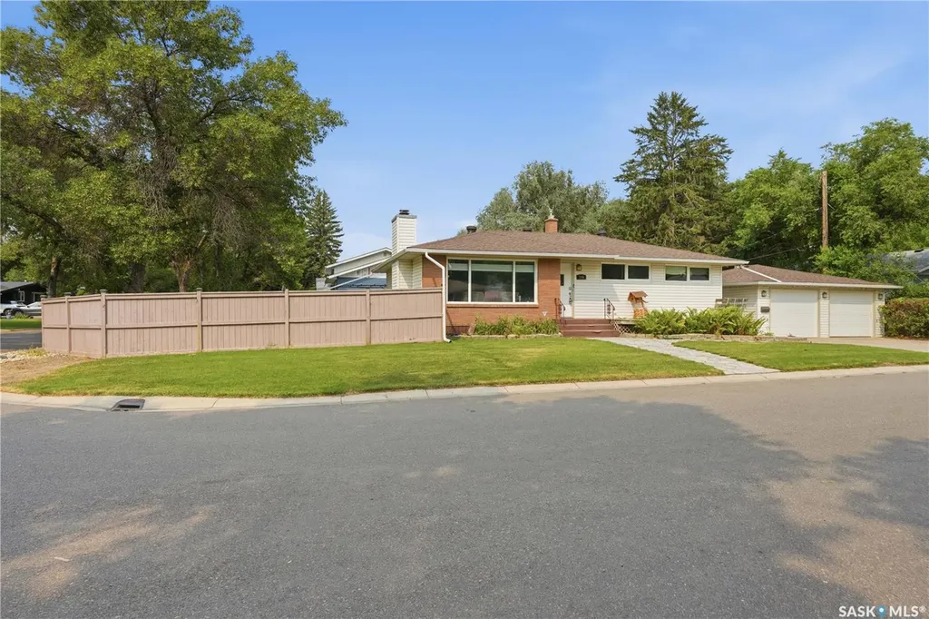 144 Orchard Crescent Regina SK S4S 5B6