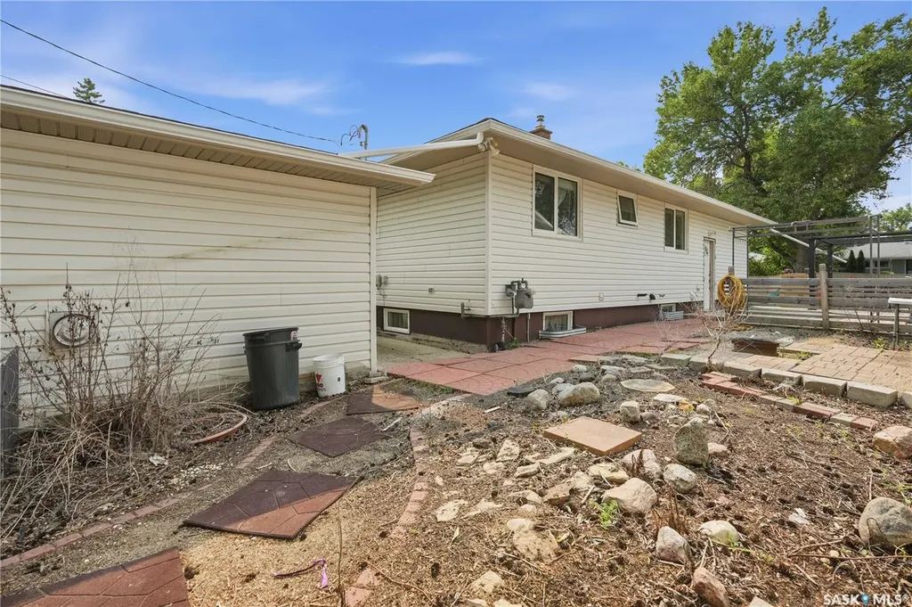 144 Orchard Crescent Regina SK S4S 5B6