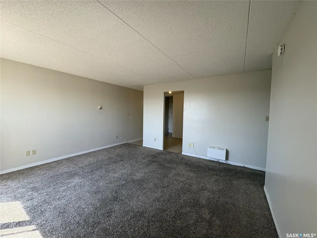 590 Laurier Street Moose Jaw SK S6H 6X6