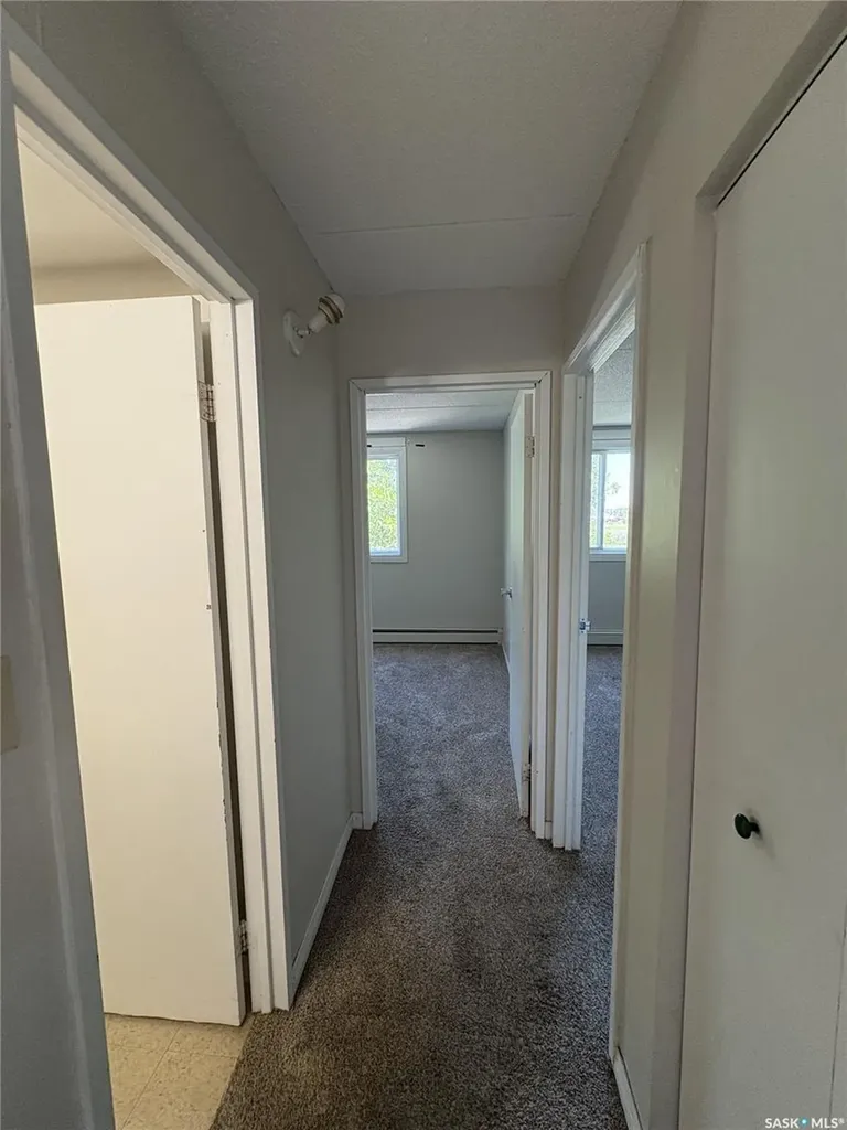 590 Laurier Street Moose Jaw SK S6H 6X6