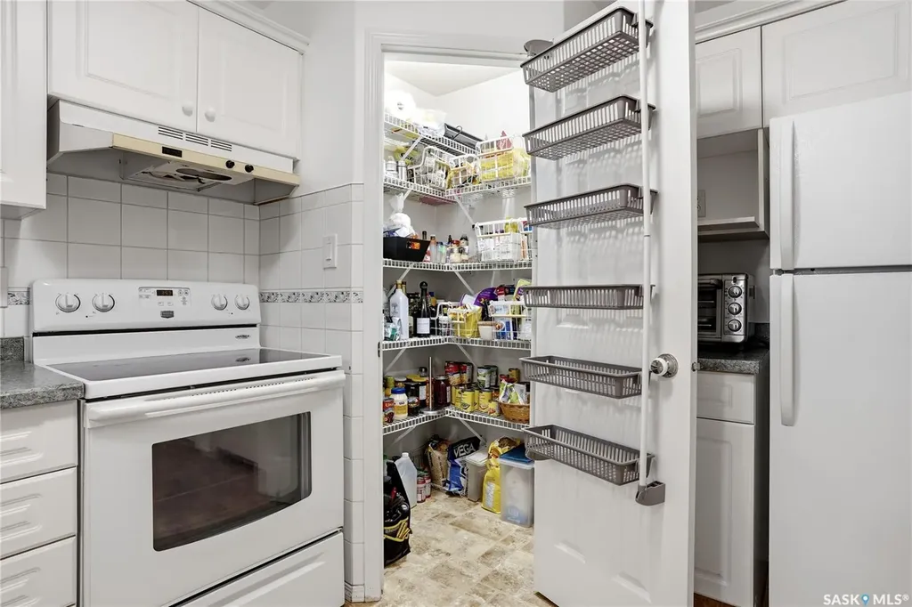 5464 Rochdale Boulevard Regina SK S4X 4P1