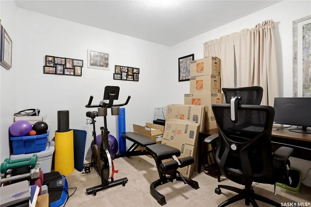 5464 Rochdale Boulevard Regina SK S4X 4P1
