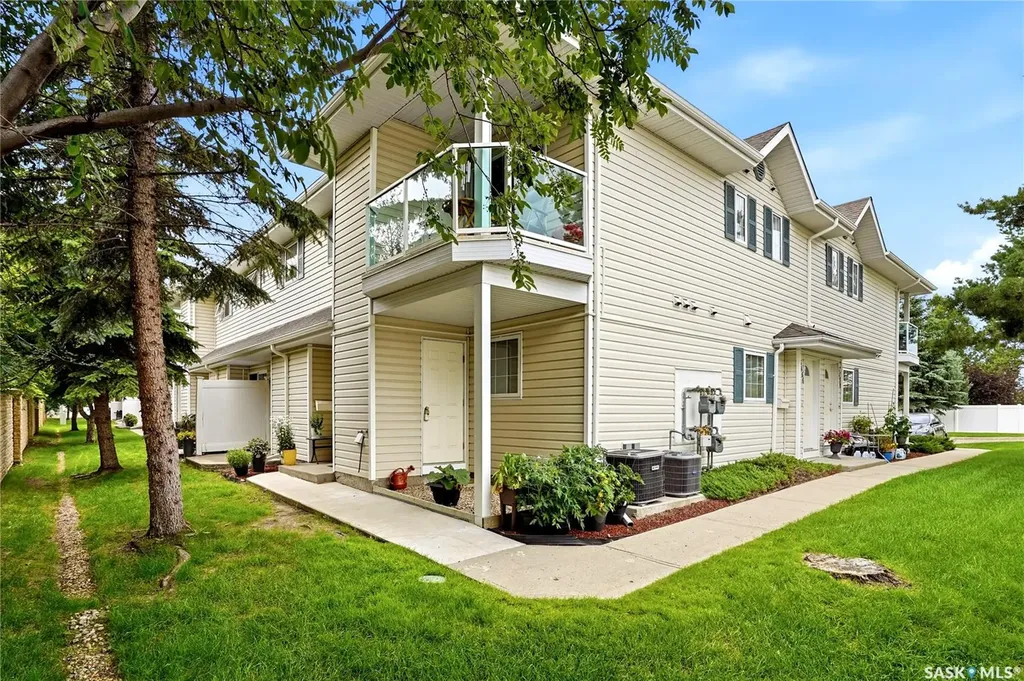 5464 Rochdale Boulevard Regina SK S4X 4P1