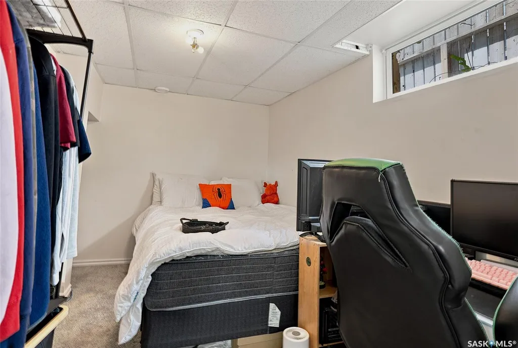 421 Y Avenue S Saskatoon SK S7M 3J8