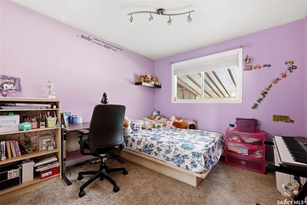 75 Rothwell Crescent Regina SK S4N 1R5