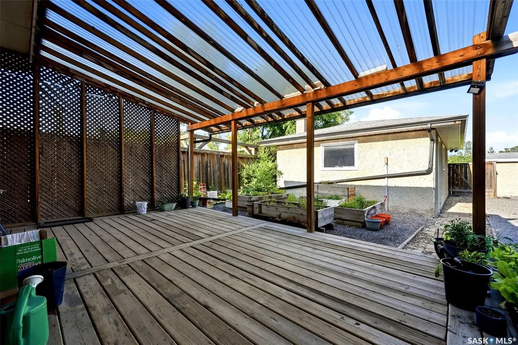 75 Rothwell Crescent Regina SK S4N 1R5