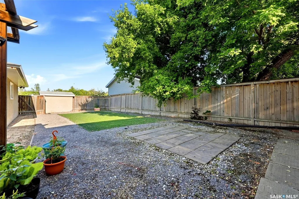 75 Rothwell Crescent Regina SK S4N 1R5