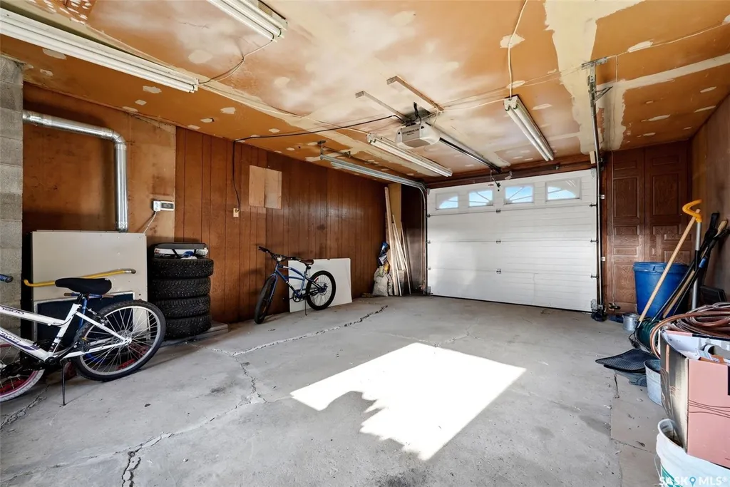 75 Rothwell Crescent Regina SK S4N 1R5