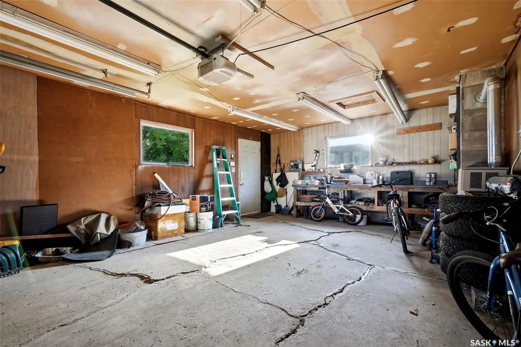 75 Rothwell Crescent Regina SK S4N 1R5