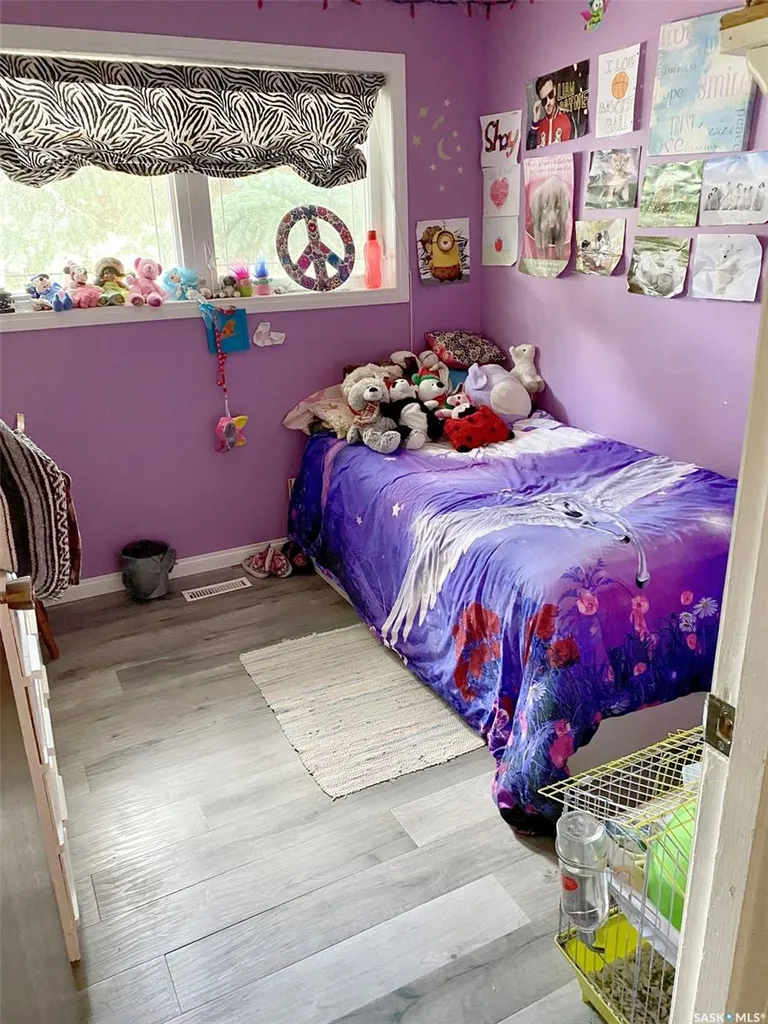 105 Assiniboia Avenue Assiniboia SK S0H 0B0
