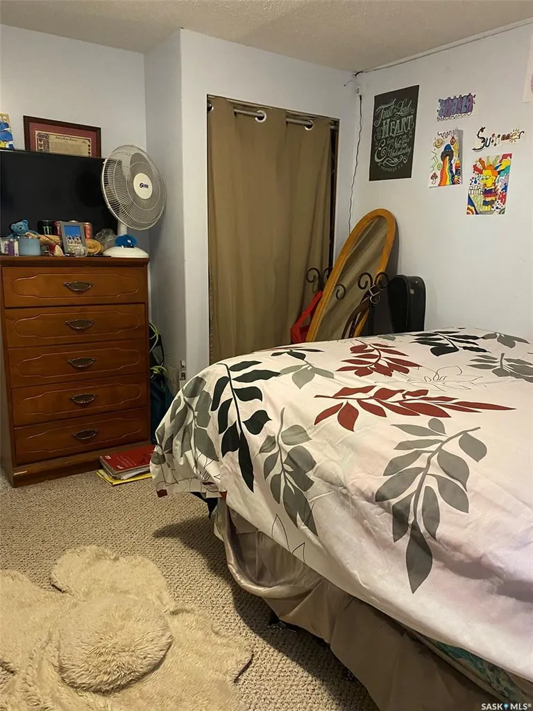 105 Assiniboia Avenue Assiniboia SK S0H 0B0