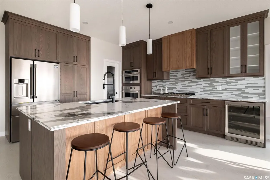 3748 Gee Crescent Regina SK S4V 3P1