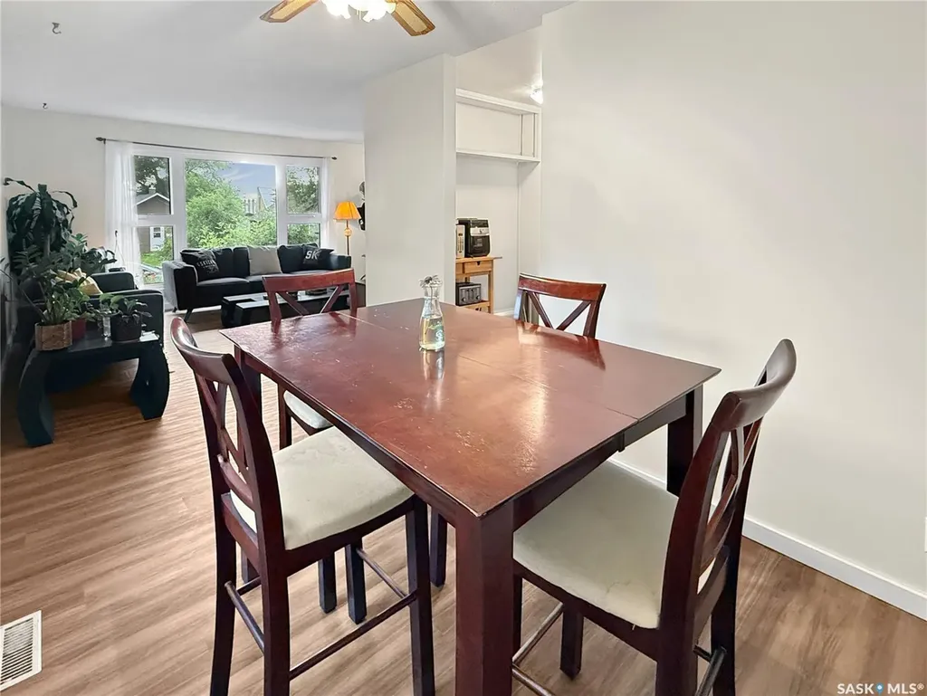 33 7th Avenue NE Swift Current SK S9H 2N2