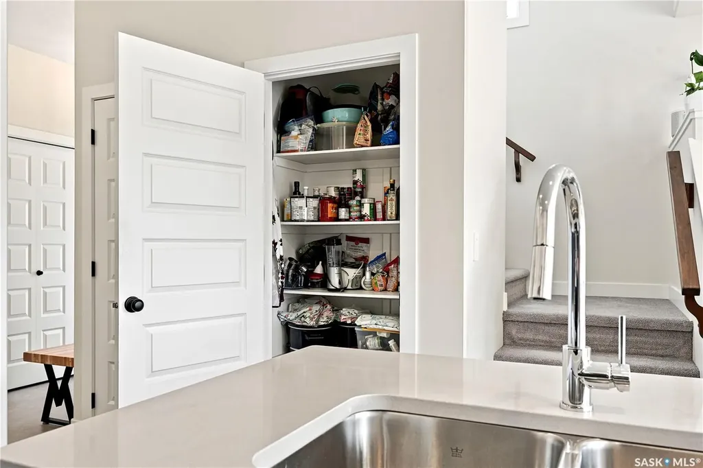 850 Brighton Gate Saskatoon SK S7V 1L2