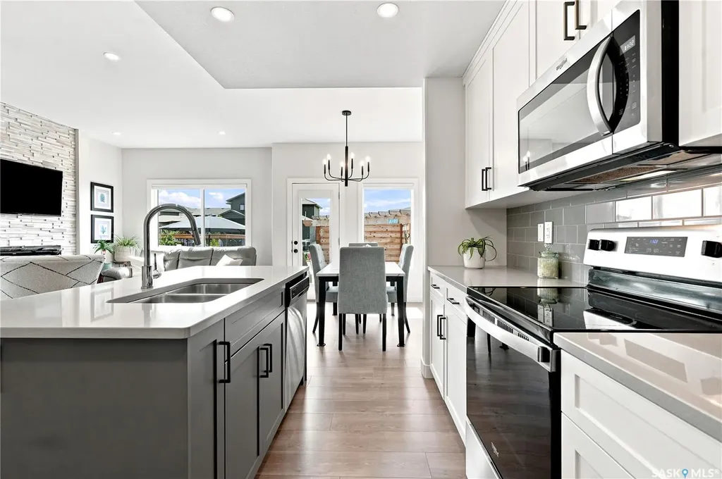 850 Brighton Gate Saskatoon SK S7V 1L2