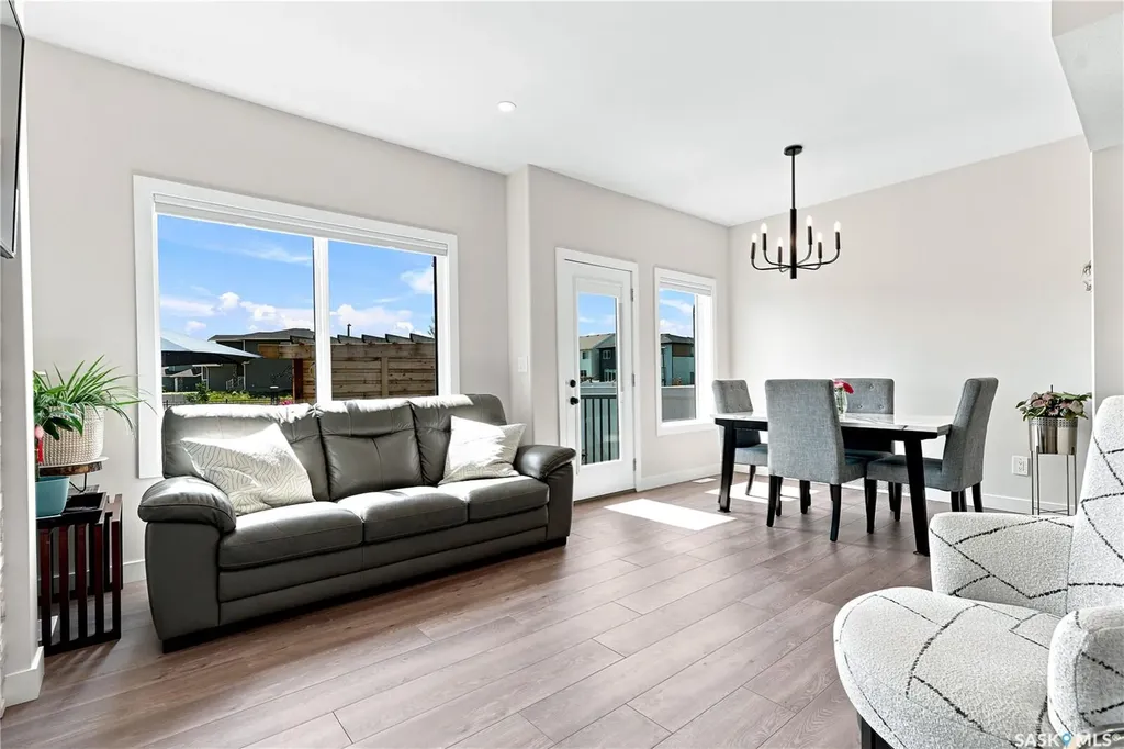 850 Brighton Gate Saskatoon SK S7V 1L2