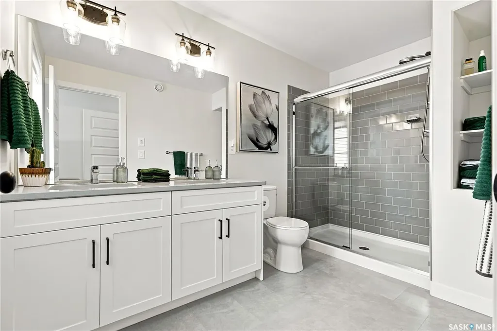 850 Brighton Gate Saskatoon SK S7V 1L2