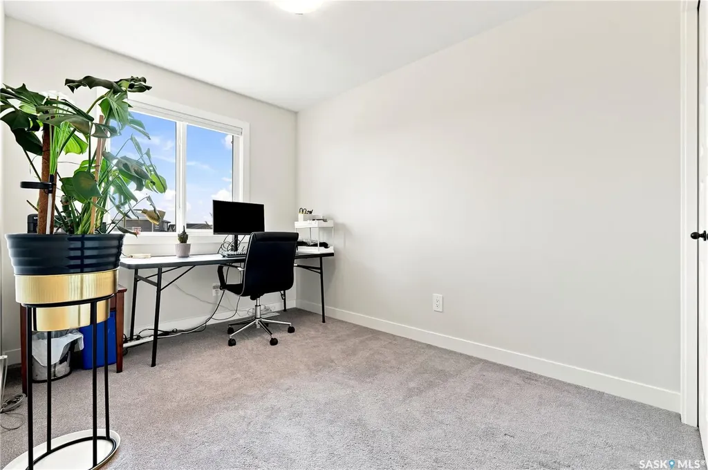 850 Brighton Gate Saskatoon SK S7V 1L2