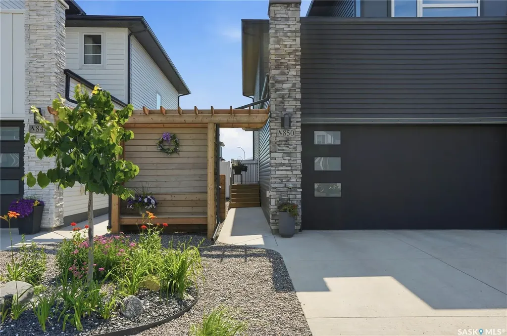 850 Brighton Gate Saskatoon SK S7V 1L2