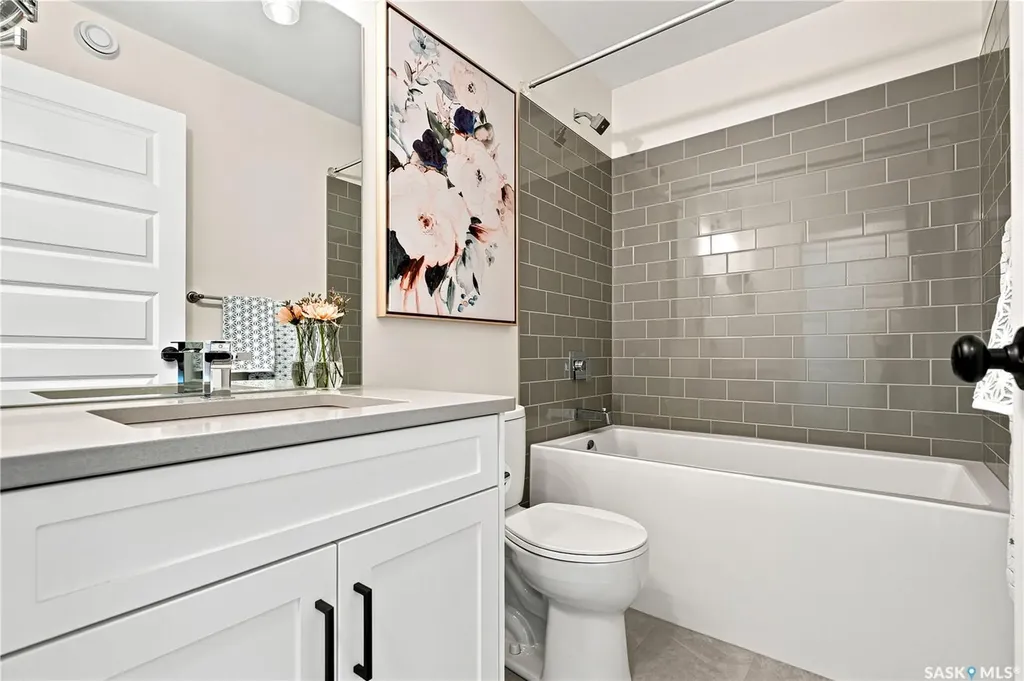 850 Brighton Gate Saskatoon SK S7V 1L2