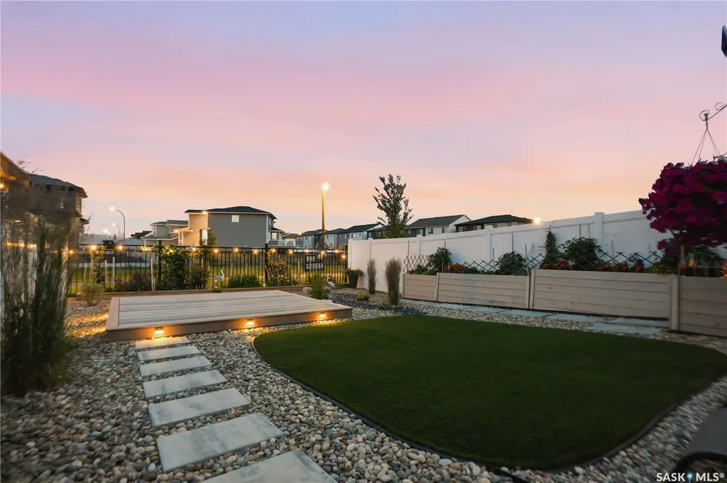 850 Brighton Gate Saskatoon SK S7V 1L2