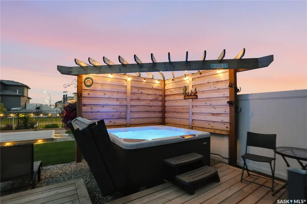 850 Brighton Gate Saskatoon SK S7V 1L2