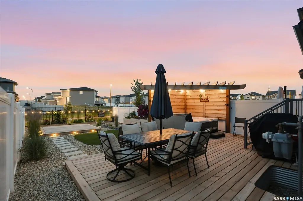 850 Brighton Gate Saskatoon SK S7V 1L2