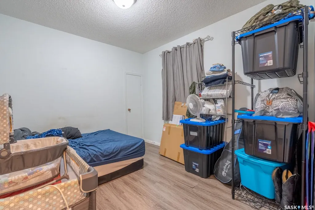 725 Cameron Street Regina SK S4T 2S2