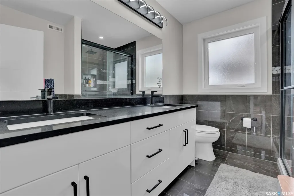 3204 Crosbie Crescent Regina SK S4V 3S4