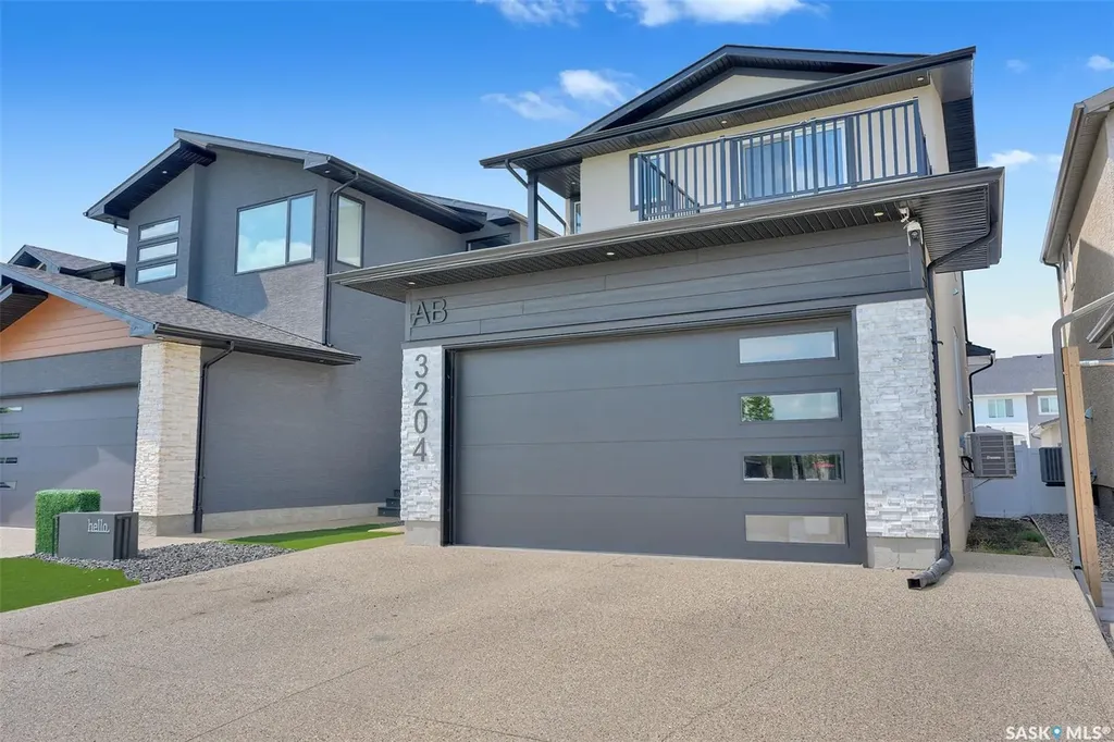 3204 Crosbie Crescent Regina SK S4V 3S4