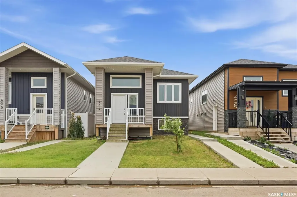 434 Mcarthur Crescent Saskatoon SK S7L 6Y3