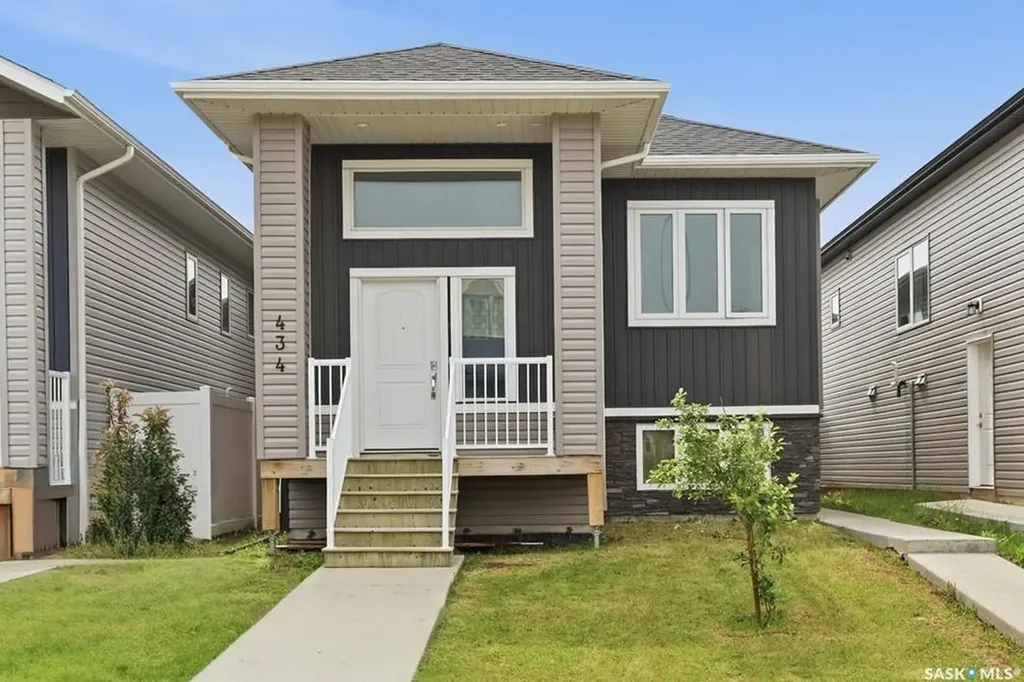 434 Mcarthur Crescent Saskatoon SK S7L 6Y3