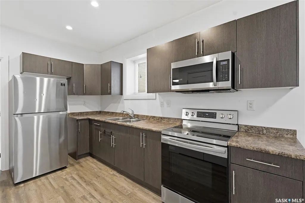 434 Mcarthur Crescent Saskatoon SK S7L 6Y3