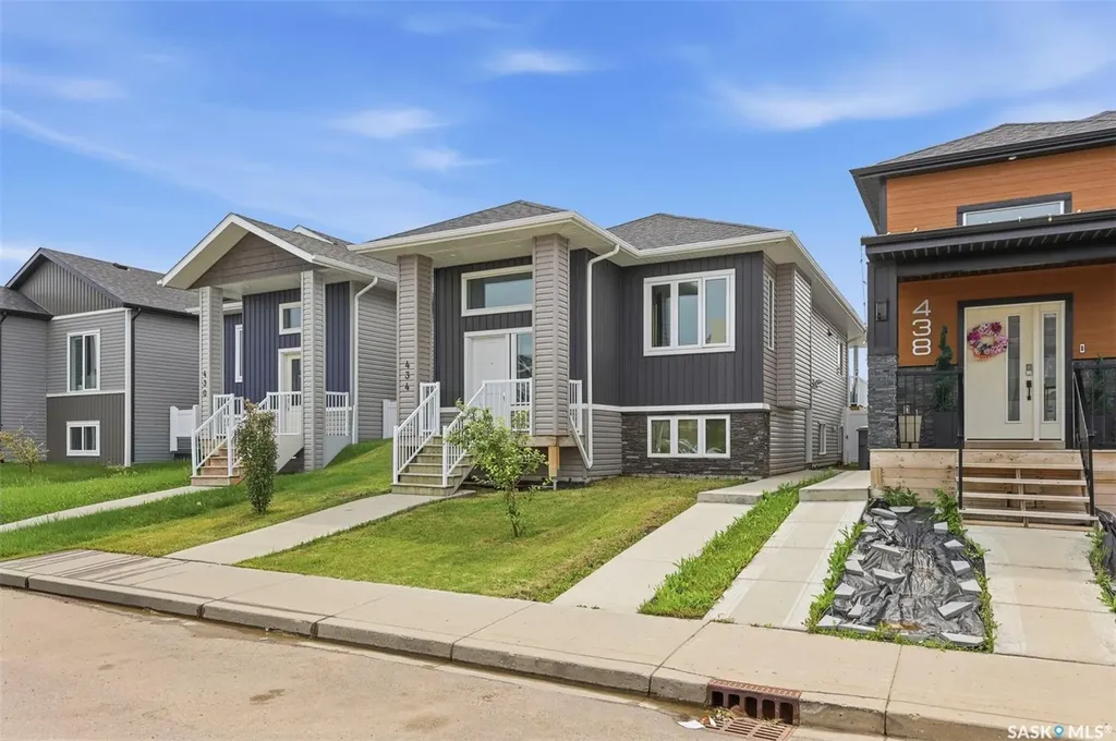434 Mcarthur Crescent Saskatoon SK S7L 6Y3